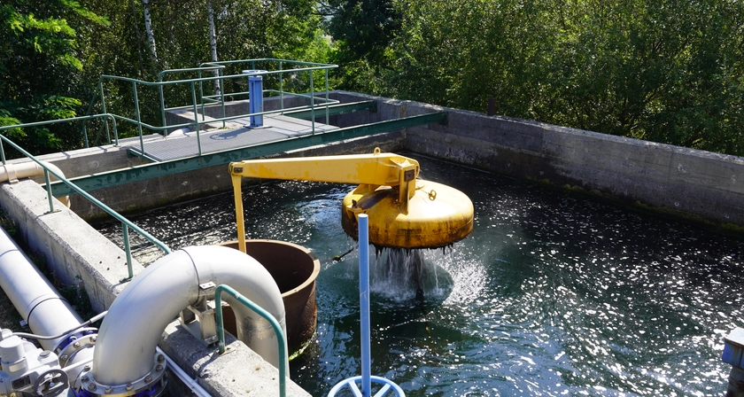 Txingudiko Zerbitzuak-ek energia berriztagarria sortuko du Errandoneako depositu eraberrituan instalatutako mikroturbinei esker