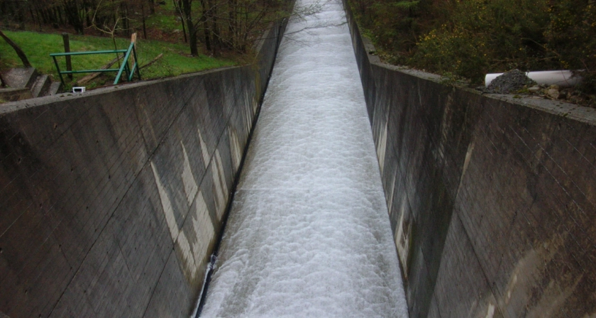 Embalse de Domiko